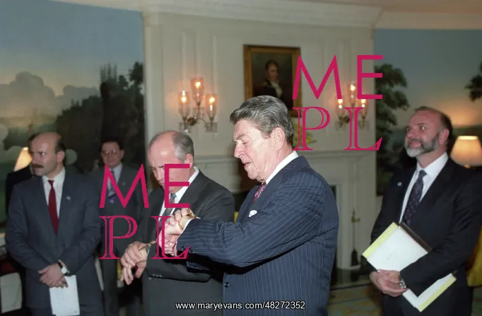 : Mikhail Gorbachev visits USA, 1987 : Mikhail Gorbachev visits USA, 1987