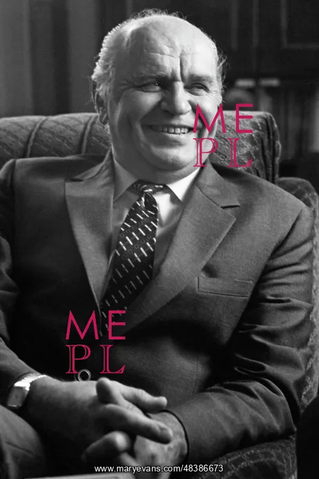 : Mikhail Kapitsa : Mikhail Kapitsa