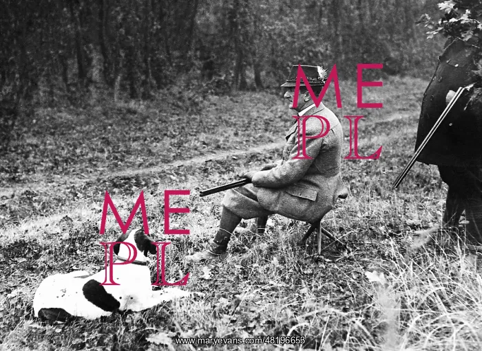 : Miklos Horthy hunting, 1929 : Miklos Horthy hunting, 1929