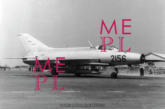 : Mikoyan MiG-21 Fishbed : Mikoyan MiG-21 Fishbed