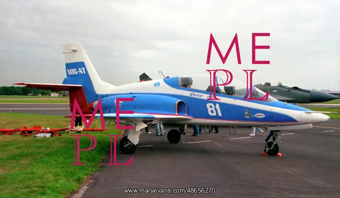 : Mikoyan MiG-AT 81 White : Mikoyan MiG-AT 81 White