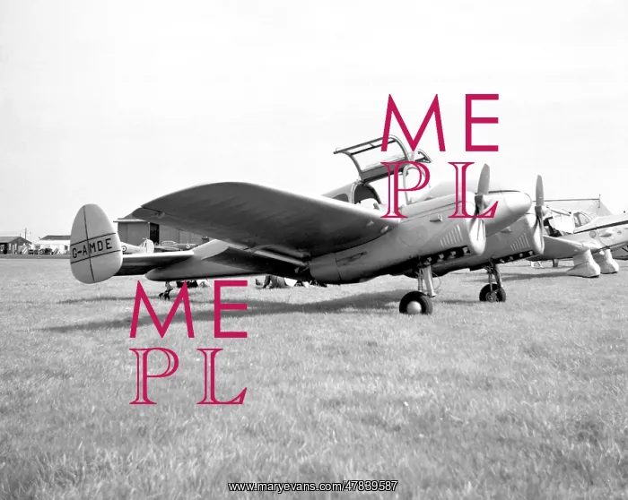 : Miles Gemini G-AMDE : Miles Gemini G-AMDE