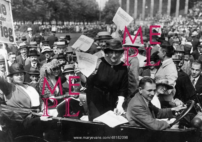 : Mileva Einstein-Maric at a pacifist demonstration, 1921 : Mileva Einstein-Maric at a pacifist demonstration, 1921