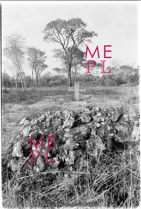 : Miliary graves of FAPLA troops who fell during the : Miliary graves of FAPLA troops who fell during the