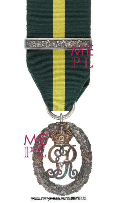 : Military Award - Medal - Decoration : Military Award - Medal - Decoration