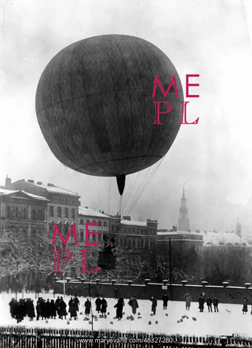 : Military balloon, around 1900 : Military balloon, around 1900