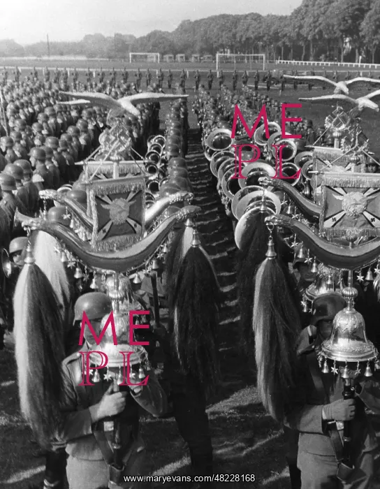 : Military music : Military music