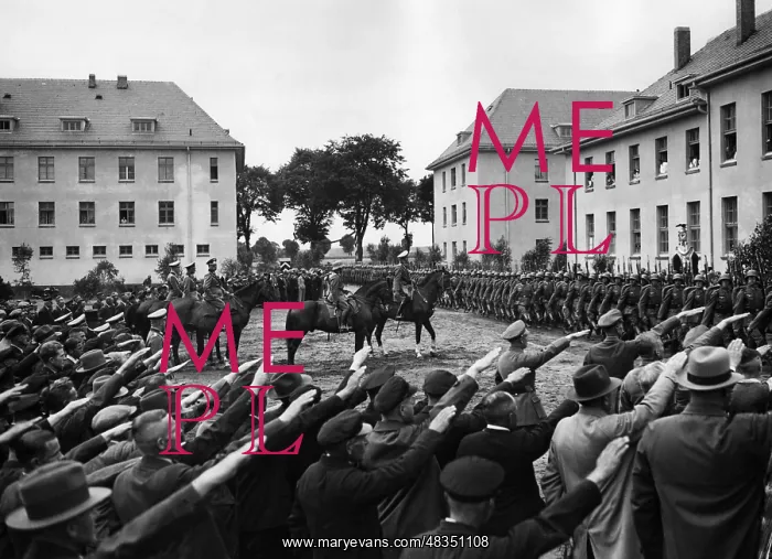 : Military parade in Neustrelitz, 1935 : Military parade in Neustrelitz, 1935
