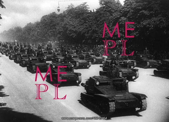 : Military parade in Turin, 1939 : Military parade in Turin, 1939