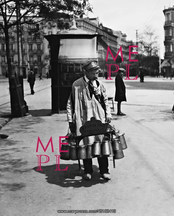 : Milk man in Madrid, 1928 : Milk man in Madrid, 1928