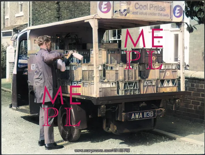 : MILKMAN AND HIS FLOAT : MILKMAN AND HIS FLOAT