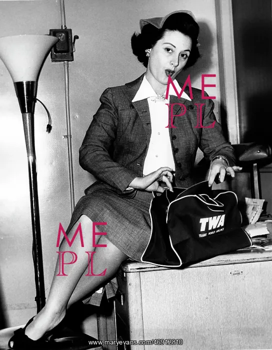 : Mimi Benzell, American operatic soprano : Mimi Benzell, American operatic soprano