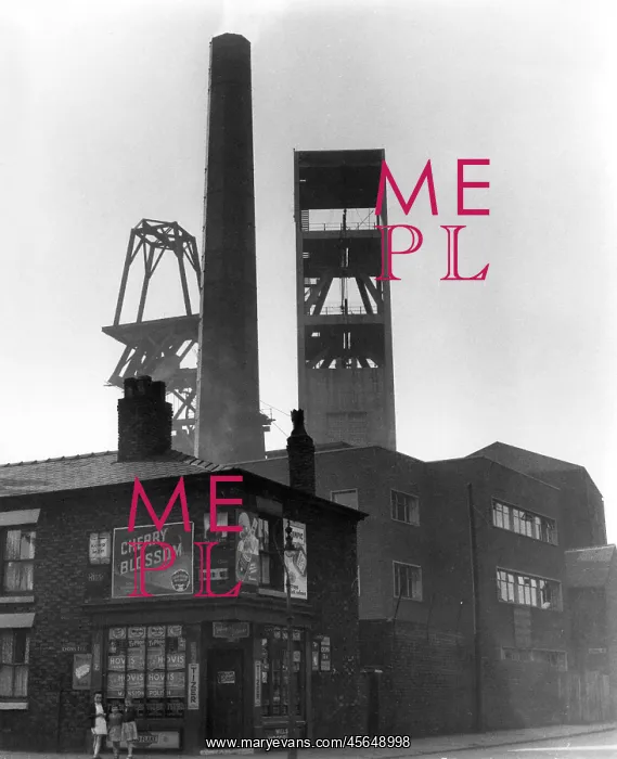 : MINE / MANCHESTER / 1957 : MINE / MANCHESTER / 1957