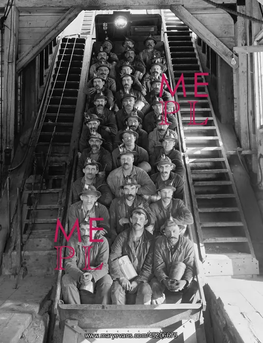 : Miners in an open tram at the Calumet and ? : Miners in an open tram at the Calumet and ?