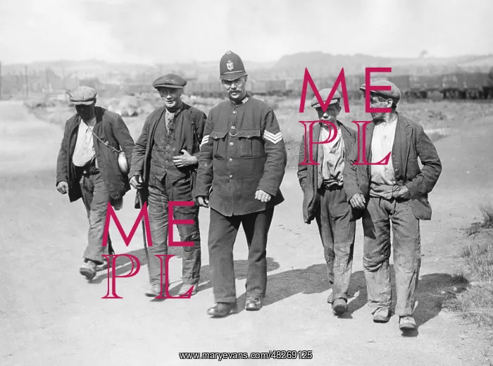 : Miners strike in England, 1926 : Miners strike in England, 1926