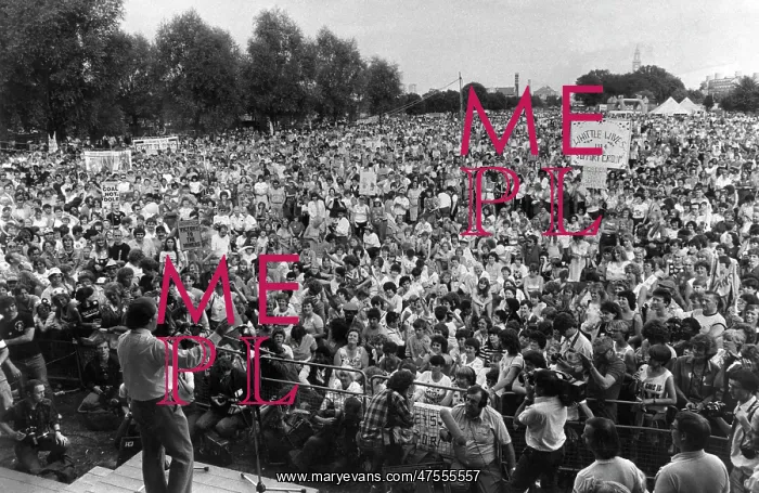 : Miners wives rally 1984 : Miners wives rally 1984
