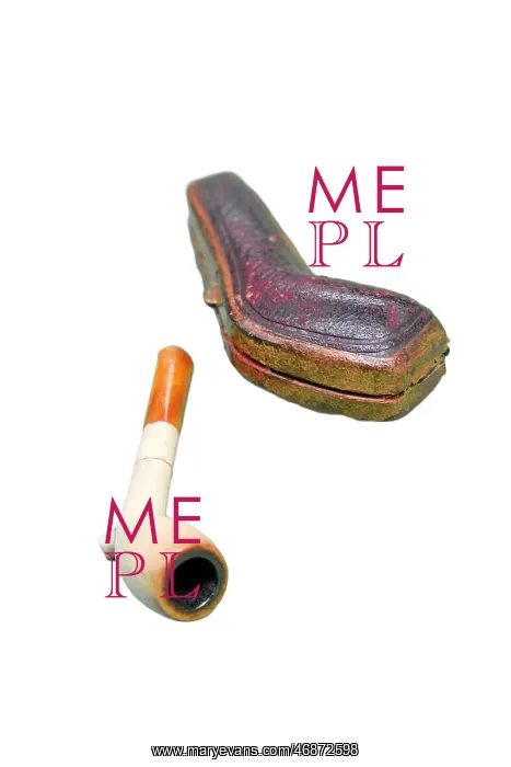 : Miniature clay pipe and case : Miniature clay pipe and case