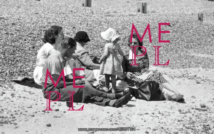  : Minster, Family on the Beach c1952