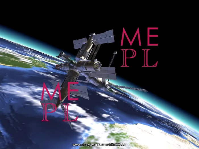 : Mir Russian Space Station in orbit over Earth : Mir Russian Space Station in orbit over Earth