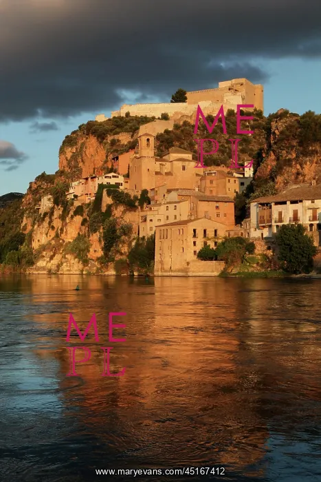 : Miravet, Ribera d'Ebre, Tarragona, Spain : Miravet, Ribera d'Ebre, Tarragona, Spain