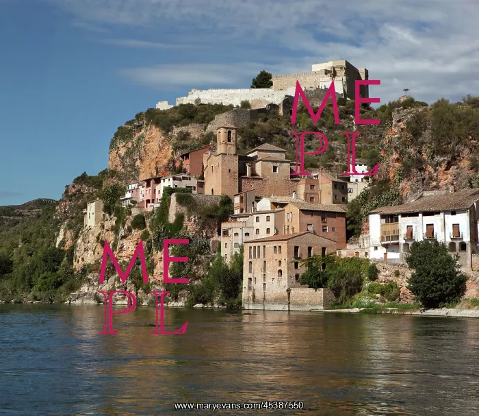 : Miravet, Tarragona, Spain : Miravet, Tarragona, Spain