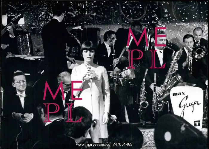 : Mireille Mathieu, French singer, Carnival in Munich : Mireille Mathieu, French singer, Carnival in Munich