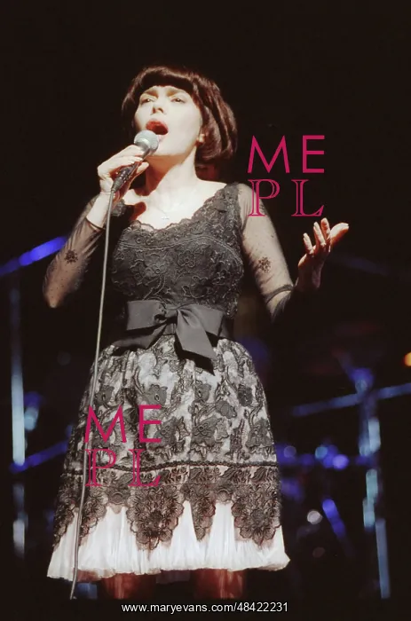 : Mireille Mathieu visits Moscow, 1997 : Mireille Mathieu visits Moscow, 1997