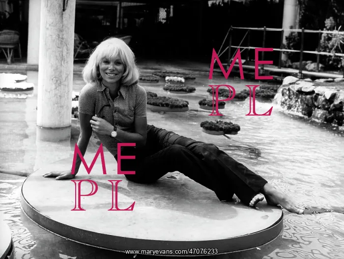 : Mirelle Darc : Mirelle Darc