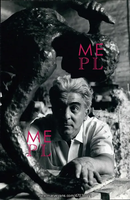: Mirko Basaldella, Italian sculptor, in his foundry, Rome : Mirko Basaldella, Italian sculptor, in his foundry, Rome