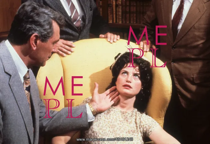 : The Mirror Crack'D : The Mirror Crack'D