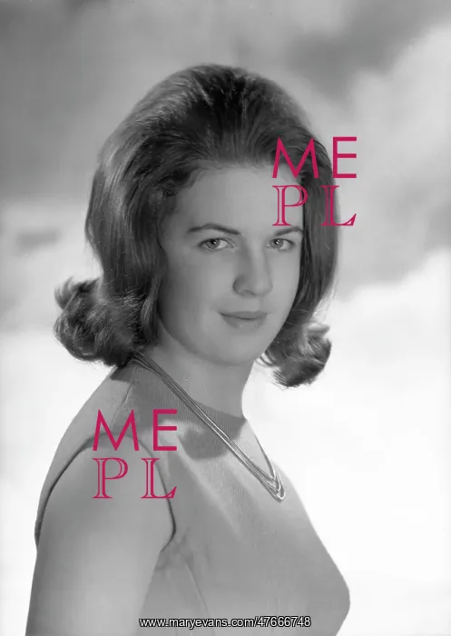  : Miss Alexandra Kendall