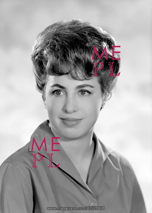  : Miss Alice Sebag-Montefiore