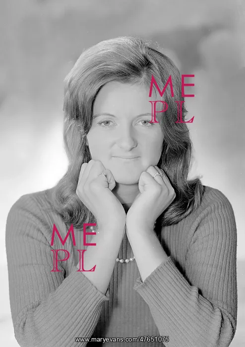 : Miss Allhusen : Miss Allhusen