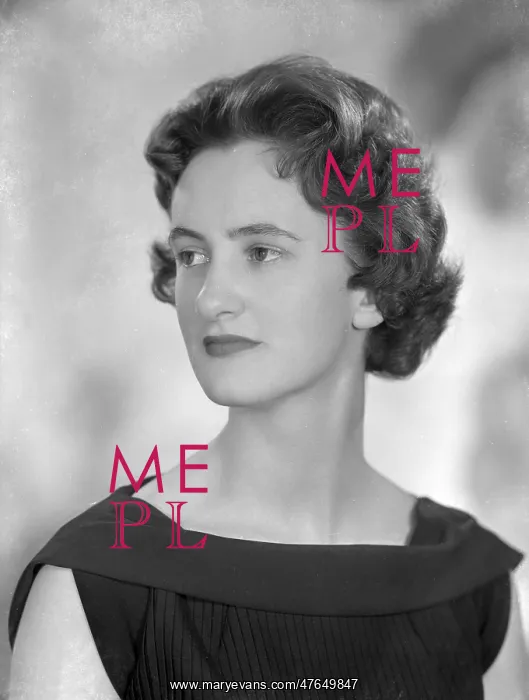  : Miss Ann Cropper