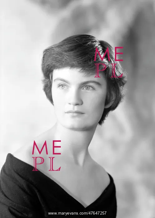  : Miss Ann Walston