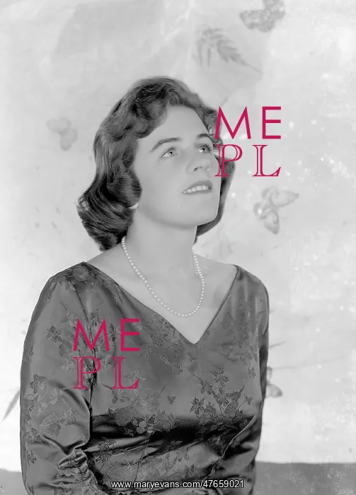  : Miss Anne Butlin