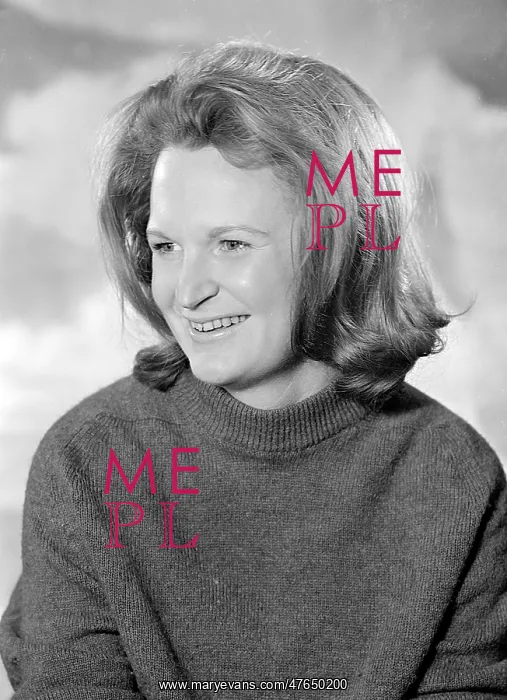  : Miss Belinda McElligott