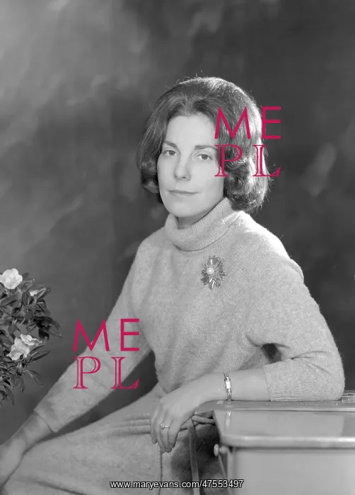  : Miss D. E. R. Stracey