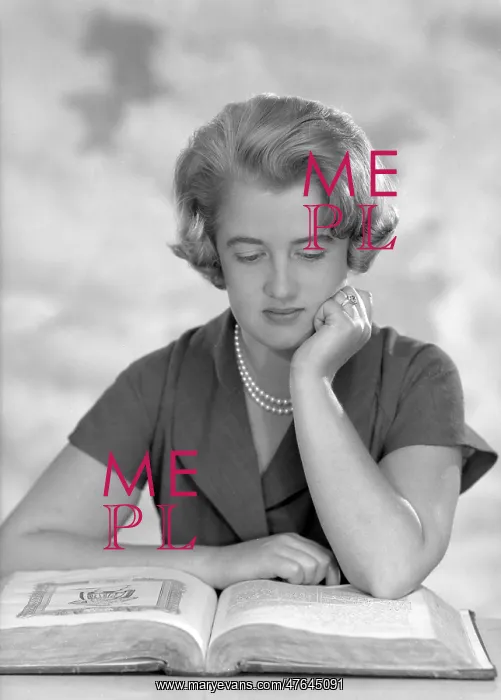  : Miss D H G Moncrieff