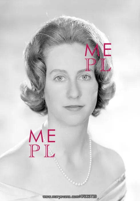  : Miss Deirdre Handcock