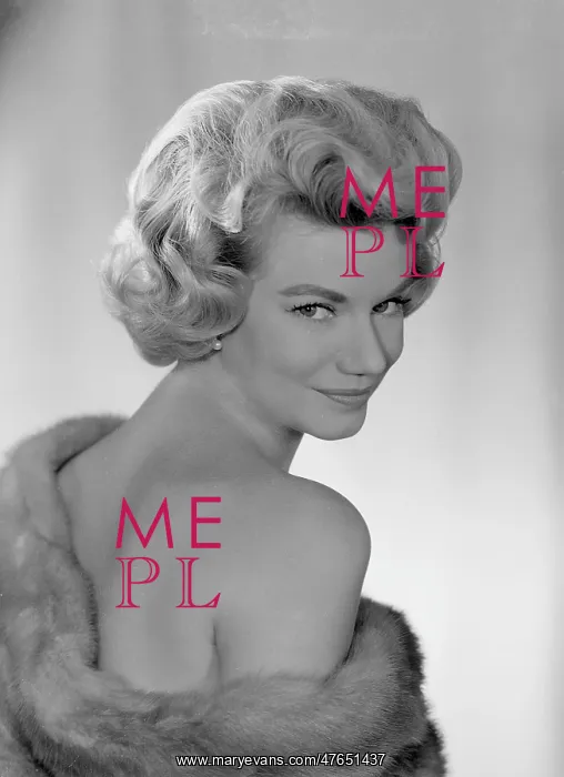  : Miss Denny Davis (later Mrs Freeman)