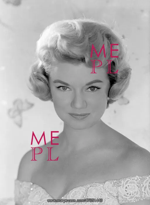  : Miss Denny Davis (later Mrs Freeman)