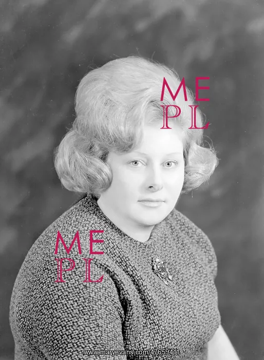  : Miss Dickie