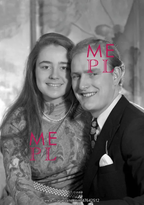  : Miss Dowell and Mr More