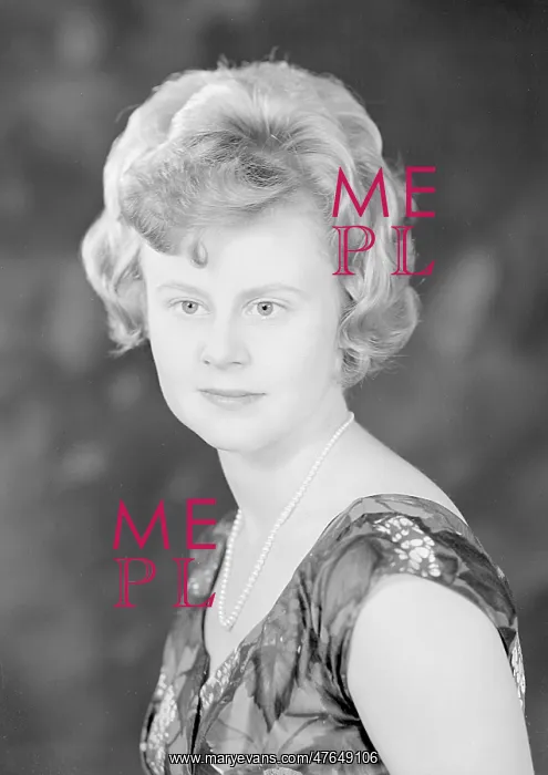  : Miss F Simkins