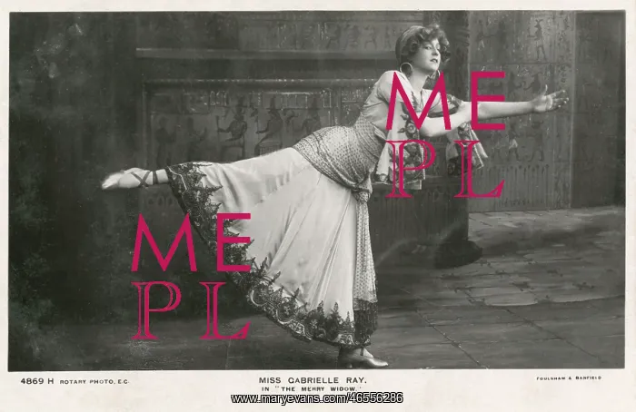 : Miss Gabrielle Ray in The Merry Widow : Miss Gabrielle Ray in The Merry Widow