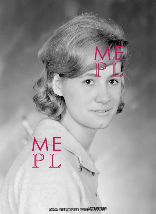  : Miss Gillian Topham