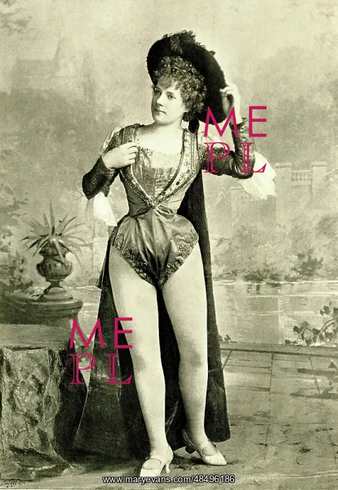 : Miss Grantley, actress : Miss Grantley, actress