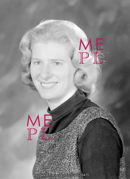  : Miss Houghton