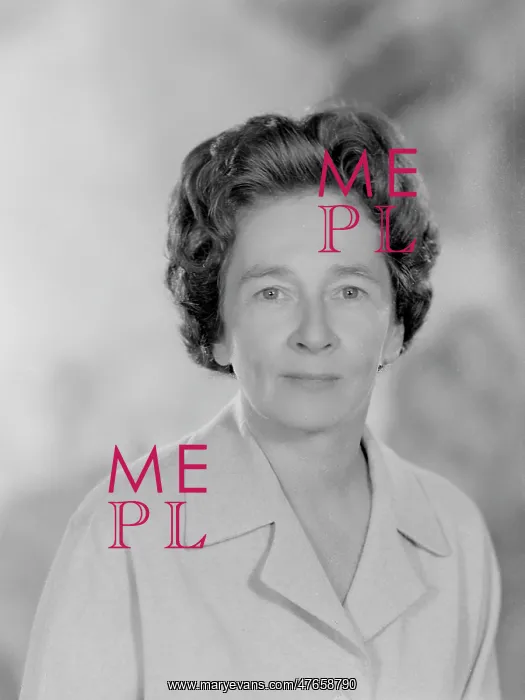  : Miss Iris Ogilvie